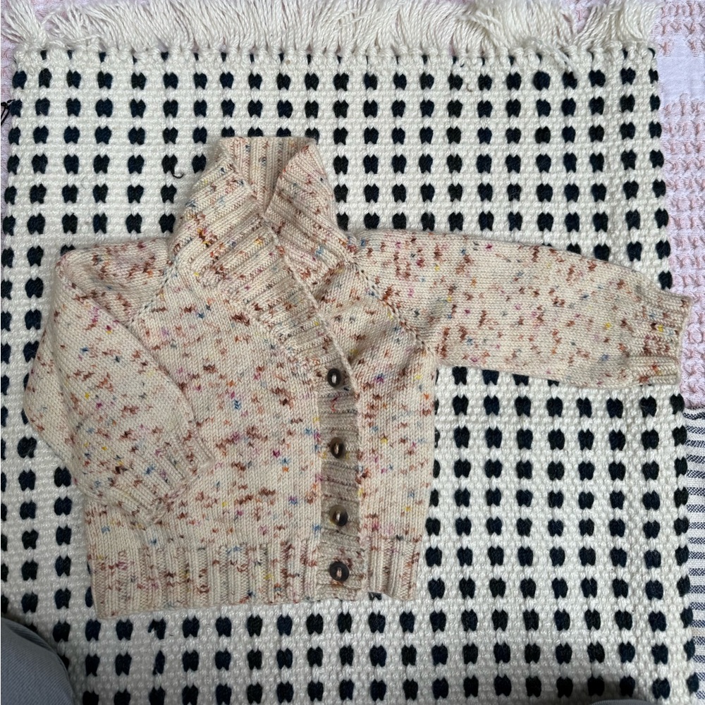 Cream Cardigan Sweater with Flecked Pattern